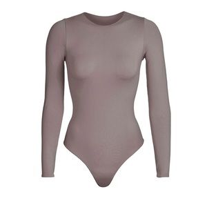 SKIMS ESSENTIAL CREW NECK LONG SLEEVE BODYSUIT